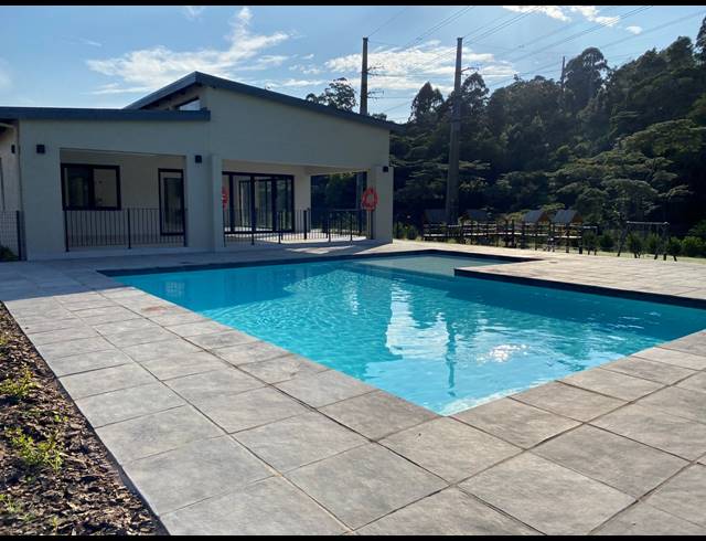 2 BEDROOM APARTMENT TO LET IN WATERFALL